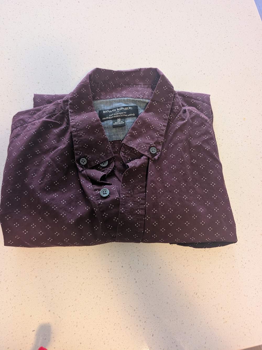 Banana Republic Men's Plum Patterned Button-Up Shirt